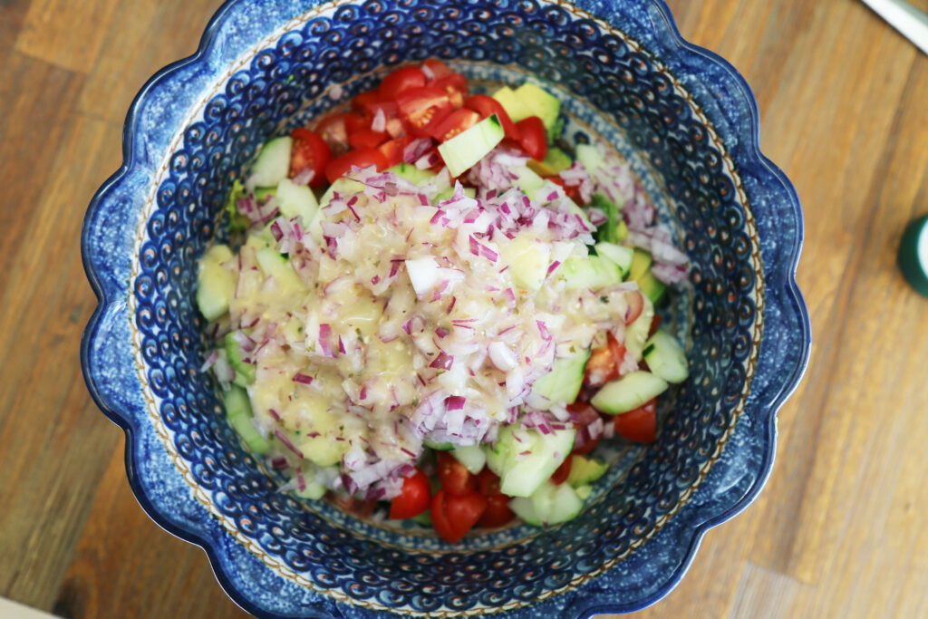 Avocado Cucumber Salad